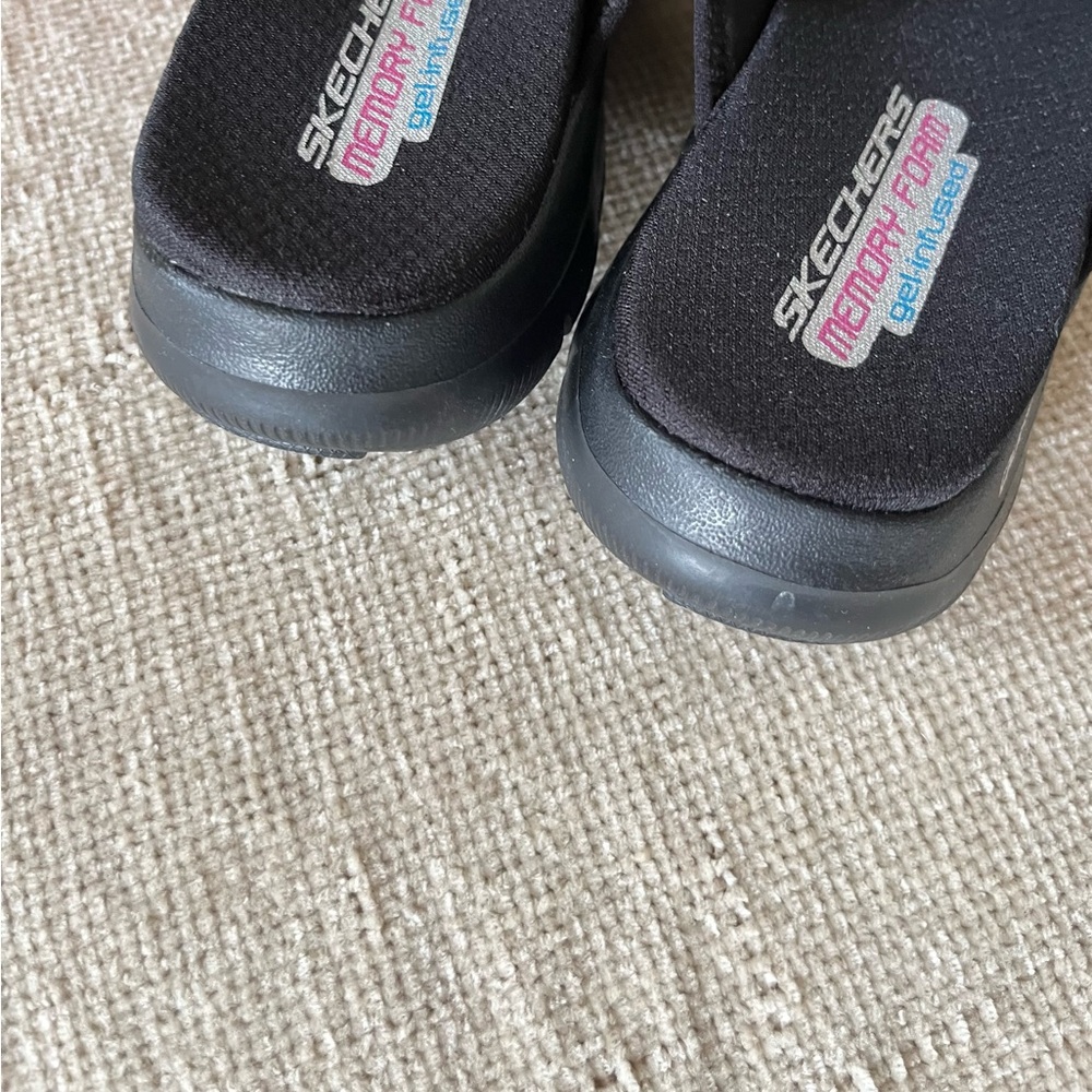 Skechers Women's Black Slip On Sandals Size EU 37/US 7 - Picture 7 of 7